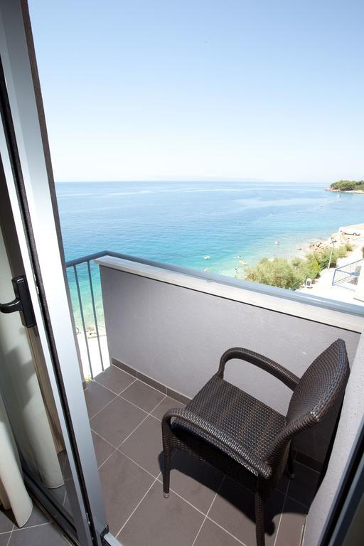 Hotel Sirena Podgora Buitenkant foto